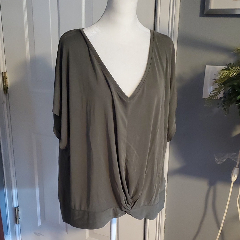 Lucky Brand Green Short Sleeve Tie Front Blouse